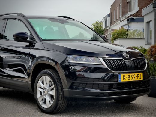 Skoda Karoq 1.5 TSI AUT7/DSG ACT EDITION LEDER NAVI AIRCO PARK-ASSIST APPLE-CARPLAY LED LMV PDC ActivLease financial lease