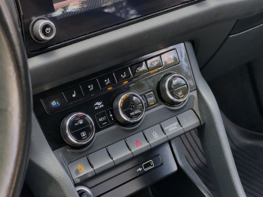 Skoda Kodiaq 1.4 TSI 7PERS AUT6 VOL-LEDER NAVI CAMERA APPLE-CARPLAY LED LMV PDC ActivLease financial lease