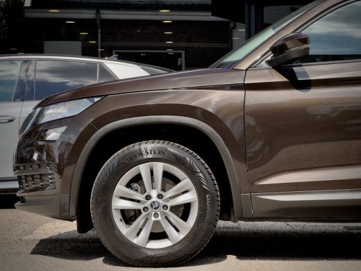 Skoda Kodiaq 1.4 TSI 7PERS AUT6 VOL-LEDER NAVI CAMERA APPLE-CARPLAY LED LMV PDC ActivLease financial lease