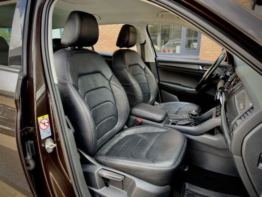 Skoda Kodiaq 1.4 TSI 7PERS AUT6 VOL-LEDER NAVI CAMERA APPLE-CARPLAY LED LMV PDC ActivLease financial lease