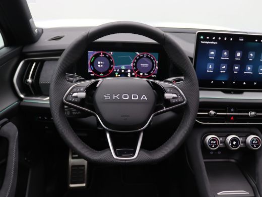 Skoda Kodiaq 1.5 TSI PHEV Sportline Business Pano-Schuifdak, Trekhaak, Dynamic Chassis, 20" LM Velgen, Memorys... ActivLease financial lease