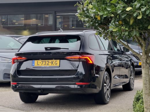 Skoda Octavia Combi 1.4 TSI AUT6 iV PHEV EDITION NAVI AIRCO DIGI-DASH APPLE-CARPLAY LED LMV PDC NIEUWSTE MODEL !! ActivLease financial lease