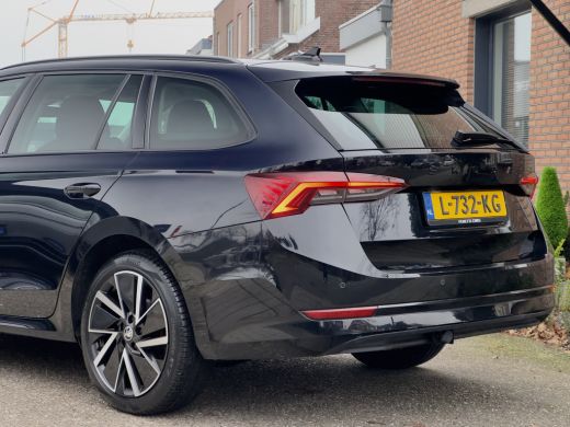 Skoda Octavia Combi 1.4 TSI AUT6 iV PHEV EDITION NAVI AIRCO DIGI-DASH APPLE-CARPLAY LED LMV PDC NIEUWSTE MODEL !! ActivLease financial lease