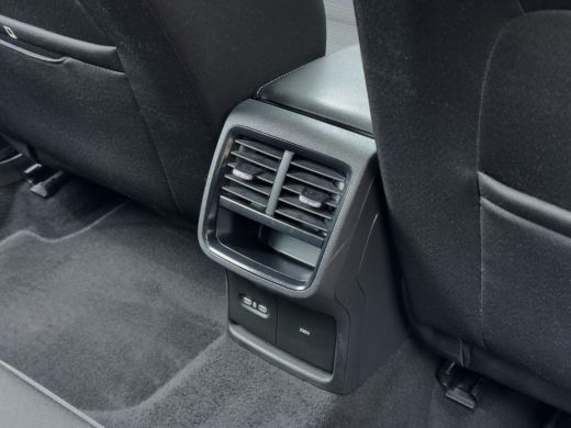 Skoda Octavia Combi 1.4 TSI AUT6 iV PHEV EDITION NAVI AIRCO DIGI-DASH APPLE-CARPLAY LED LMV PDC NIEUWSTE MODEL !! ActivLease financial lease