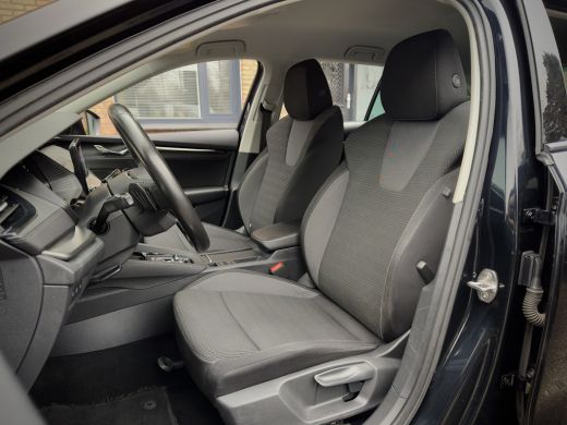 Skoda Octavia Combi 1.4 TSI AUT6 iV PHEV EDITION NAVI AIRCO DIGI-DASH APPLE-CARPLAY LED LMV PDC NIEUWSTE MODEL !! ActivLease financial lease