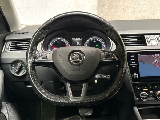 Skoda Octavia Combi 1.5 TSI Greentech Sport 150Pk Automaat (APPLE CARPLAY, GROOT NAVI, CLIMATE, STOELVERWARMING... ActivLease financial lease