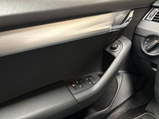 Skoda Octavia Combi 1.5 TSI Greentech Sport 150Pk Automaat (APPLE CARPLAY, GROOT NAVI, CLIMATE, STOELVERWARMING... ActivLease financial lease