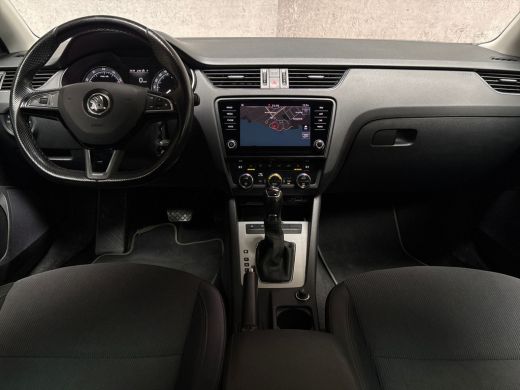 Skoda Octavia Combi 1.5 TSI Greentech Sport 150Pk Automaat (APPLE CARPLAY, GROOT NAVI, CLIMATE, STOELVERWARMING... ActivLease financial lease