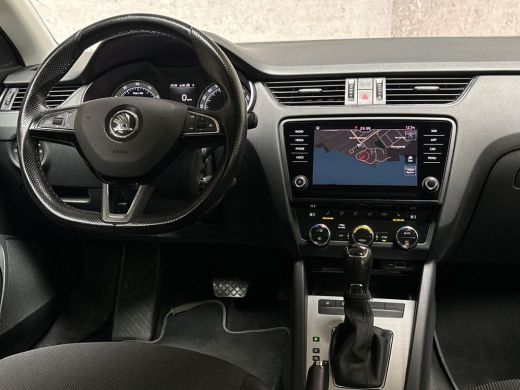 Skoda Octavia Combi 1.5 TSI Greentech Sport 150Pk Automaat (APPLE CARPLAY, GROOT NAVI, CLIMATE, STOELVERWARMING... ActivLease financial lease