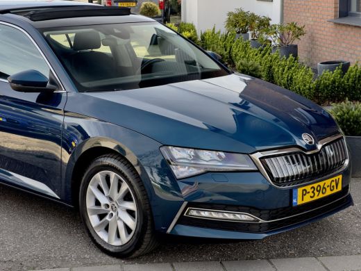 Skoda Superb 1.4 TSI iV AUT6 EDITION PLUS PANODAK LEDER NAVI CAMERA DIGI-DASH APPLE-CARPLAY LED LMV PDC ActivLease financial lease