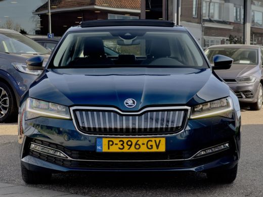 Skoda Superb 1.4 TSI iV AUT6 EDITION PLUS PANODAK LEDER NAVI CAMERA DIGI-DASH APPLE-CARPLAY LED LMV PDC ActivLease financial lease