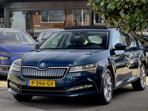 Skoda Superb 1.4 TSI iV AUT6 EDITION PLUS PANODAK LEDER NAVI CAMERA DIGI-DASH APPLE-CARPLAY LED LMV PDC ActivLease financial lease