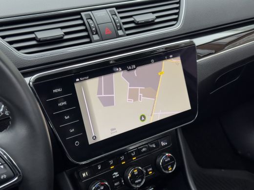 Skoda Superb Combi 1.4 TSI iV AUT6 LAURIN & KLEMENT 94D.KM! PANODAK LEDER NAVI CAMERA VIRTUAL-DASH APPLE-CARPL... ActivLease financial lease