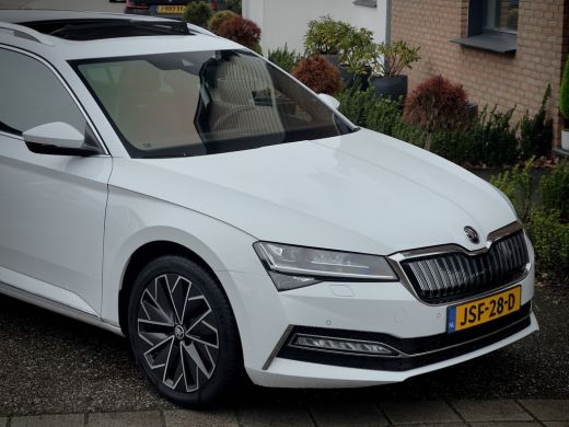 Skoda Superb Combi 1.4 TSI iV AUT6 LAURIN & KLEMENT 94D.KM! PANODAK LEDER NAVI CAMERA VIRTUAL-DASH APPLE-CARPL... ActivLease financial lease