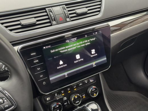 Skoda Superb Combi 1.4 TSI iV AUT6 LAURIN & KLEMENT 94D.KM! PANODAK LEDER NAVI CAMERA VIRTUAL-DASH APPLE-CARPL... ActivLease financial lease