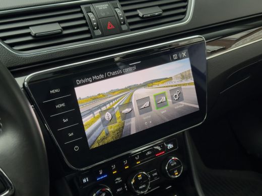Skoda Superb Combi 1.4 TSI iV AUT6 LAURIN & KLEMENT 94D.KM! PANODAK LEDER NAVI CAMERA VIRTUAL-DASH APPLE-CARPL... ActivLease financial lease