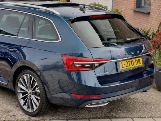 Skoda Superb Combi 1.4 TSI iV AUT6 LAURIN & KLEMENT SPORTLINE PANODAK LEDER NAVI CAMERA DIGI-DASH APPLE-CARPLA... ActivLease financial lease