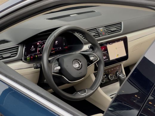 Skoda Superb Combi 1.4 TSI iV AUT6 LAURIN & KLEMENT SPORTLINE PANODAK LEDER NAVI CAMERA DIGI-DASH APPLE-CARPLA... ActivLease financial lease