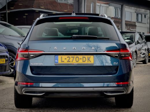 Skoda Superb Combi 1.4 TSI iV AUT6 LAURIN & KLEMENT SPORTLINE PANODAK LEDER NAVI CAMERA DIGI-DASH APPLE-CARPLA... ActivLease financial lease