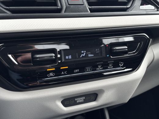 Suzuki Swift 1.2 Comfort Smart Hybrid | Nieuw | Direct uit voorraad leverbaar |  Navigatiesysteem | Adaptieve ... ActivLease financial lease