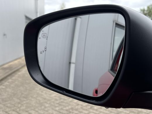 Suzuki Swift 1.2 Comfort Smart Hybrid | Nieuw | Direct uit voorraad leverbaar |  Navigatiesysteem | Adaptieve ... ActivLease financial lease