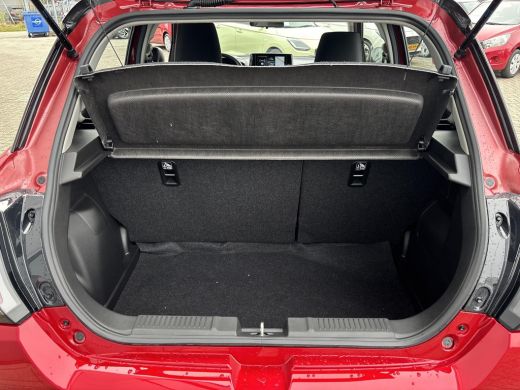 Suzuki Swift 1.2 Comfort Smart Hybrid | Nieuw | Direct uit voorraad leverbaar |  Navigatiesysteem | Adaptieve ... ActivLease financial lease