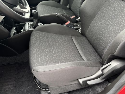 Suzuki Swift 1.2 Comfort Smart Hybrid | Nieuw | Direct uit voorraad leverbaar |  Navigatiesysteem | Adaptieve ... ActivLease financial lease