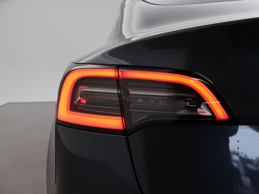 Tesla Model 3 LONG RANGE AWD 75 kWh + TREKHAAK | 560 KM WLTP | 1000 KG TREKGEWICHT OP KENTEKEN ActivLease financial lease