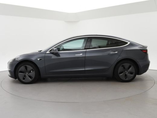 Tesla Model 3 LONG RANGE AWD 75 kWh + TREKHAAK | 560 KM WLTP | 1000 KG TREKGEWICHT OP KENTEKEN ActivLease financial lease