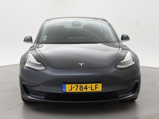 Tesla Model 3 LONG RANGE AWD 75 kWh + TREKHAAK | 560 KM WLTP | 1000 KG TREKGEWICHT OP KENTEKEN ActivLease financial lease