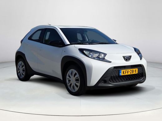 Toyota Aygo 1.0 VVT-i MT Play | Apple CarPlay | Cruise Control | Rijklaar incl. garantie | ActivLease financial lease