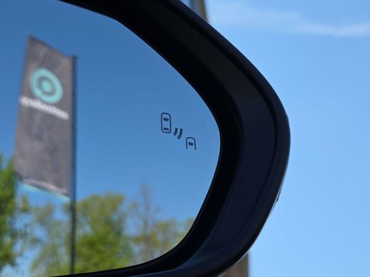 Toyota Yaris Cross 1.5 Hybrid 130 Dynamic Comfort Pack | Blindspot | Parkeersensoren | Rijklaar incl. garantie | ActivLease financial lease