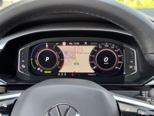 Volkswagen Arteon 1.4 TSI eHYBRID AUT6 3X R-LINE 96D.KM! PANODAK LEDER NAVI CAMERA DIGI-DASH APPLE-CARPLAY LED LMV PDC ActivLease financial lease