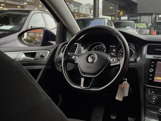 Volkswagen Golf 1.0 TSI HIGHLINE NAVI CAMERA AIRCO LED LMV PDC ActivLease financial lease