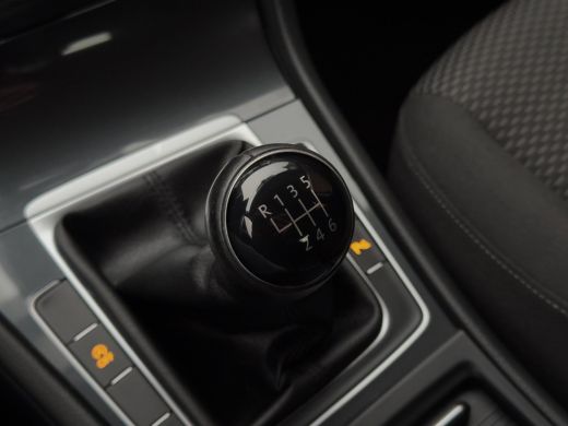 Volkswagen Golf 1.0 TSI HIGHLINE NAVI CAMERA AIRCO LED LMV PDC ActivLease financial lease