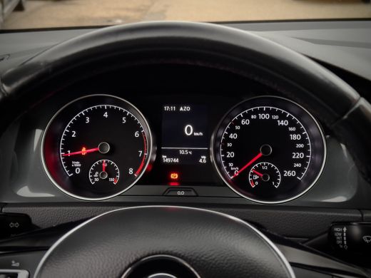 Volkswagen Golf 1.0 TSI HIGHLINE NAVI CAMERA AIRCO LED LMV PDC ActivLease financial lease