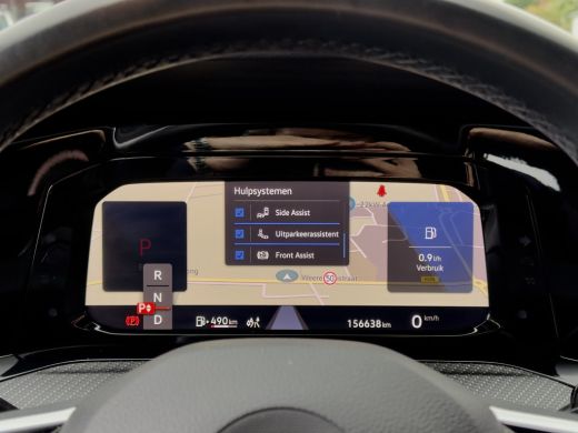 Volkswagen Golf 1.5 eTSI AUT7 R-LINE+ SPORT-INT NAVI CAMERA DIGI-DASH APPLE-CARPLAY LED LMV PDC ActivLease financial lease