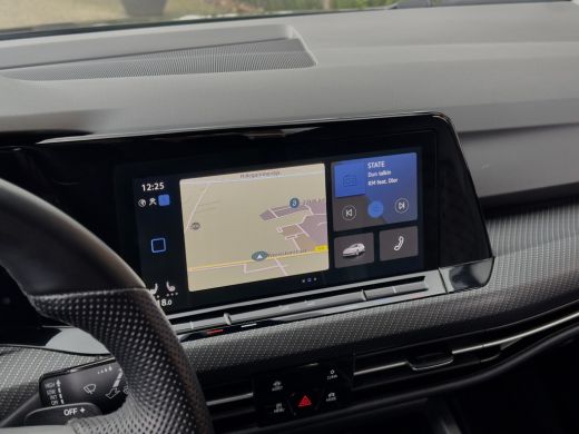 Volkswagen Golf 1.5 eTSI AUT7 R-LINE+ SPORT-INT NAVI CAMERA DIGI-DASH APPLE-CARPLAY LED LMV PDC ActivLease financial lease