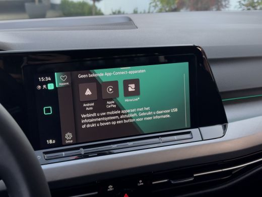 Volkswagen Golf 1.5 TSI LIFE 131PK NAVI AIRCO DIGI-DASH APPLE-CARPLAY LED LMV PDC ActivLease financial lease