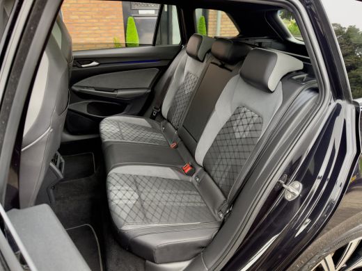 Volkswagen Golf Variant 1.5 eTSI AUT7 3X R-LINE PANODAK LEDER NAVI DIGI-DASH APPLE-CARPLAY LED LMV PDC ActivLease financial lease