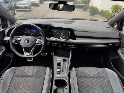 Volkswagen Golf Variant 1.5 eTSI AUT7 3X R-LINE PANODAK LEDER NAVI DIGI-DASH APPLE-CARPLAY LED LMV PDC ActivLease financial lease