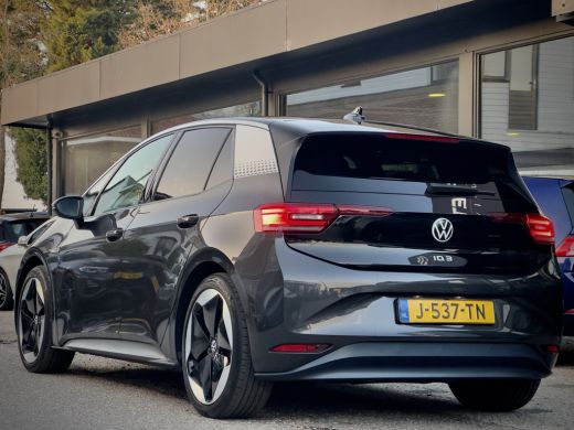 Volkswagen ID.3 First Max 58 kWh PANODAK NAVI CAMERA APPLE-CARPLAY LED LMV-20INCHE PDC ActivLease financial lease