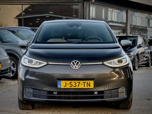 Volkswagen ID.3 First Max 58 kWh PANODAK NAVI CAMERA APPLE-CARPLAY LED LMV-20INCHE PDC ActivLease financial lease