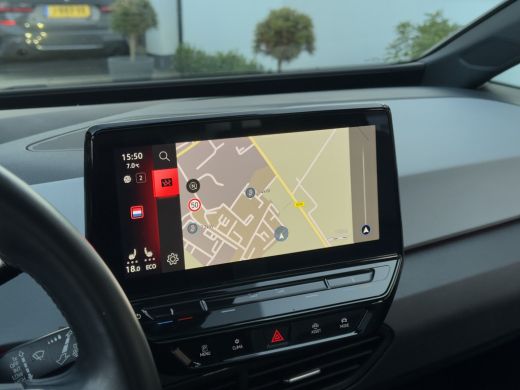 Volkswagen ID.3 First Max 58 kWh PANODAK NAVI CAMERA APPLE-CARPLAY LED LMV-20INCHE PDC ActivLease financial lease