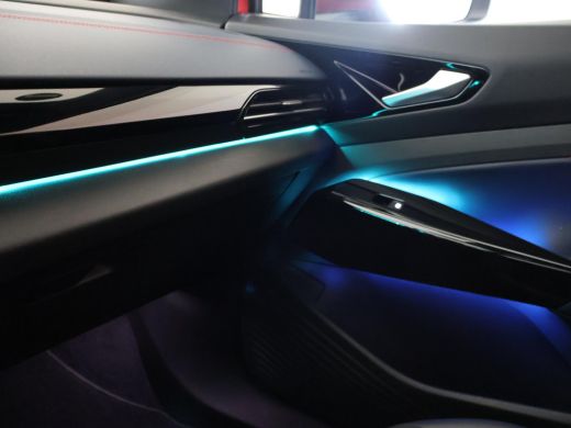 Volkswagen ID.4 GTX 4MOTION 77 kWh 300 PK + 20 INCH | PANORAMA | TREKHAAK WEGKL. | SFEERVERLICHTING | CAMERA | ST... ActivLease financial lease