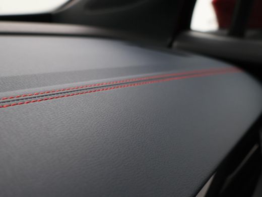 Volkswagen ID.4 GTX 4MOTION 77 kWh 300 PK + 20 INCH | PANORAMA | TREKHAAK WEGKL. | SFEERVERLICHTING | CAMERA | ST... ActivLease financial lease