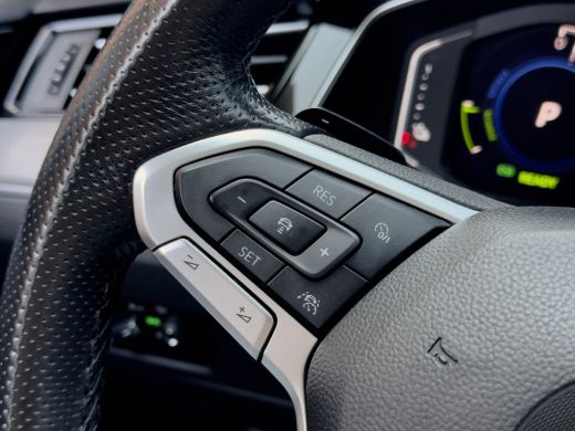 Volkswagen Passat Variant 1.4 TSI AUT7 PHEV GTE BUSINESS. PANODAK NAVI CAMERA VIRTUAL-DASH HEADUPP APPLE-CARPLAY LE... ActivLease financial lease