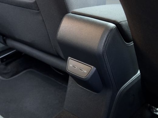 Volkswagen Polo 1.0 TSI R-LINE 57D.KM!! NAVI CAMERA AIRCO APPLE-CARPLAY LED LMV PDC ActivLease financial lease