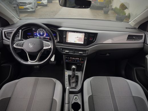 Volkswagen Polo 1.0 TSI STYLE NAVI DIGI-DASH APPLE-CARPLAY LED LMV PDC ActivLease financial lease