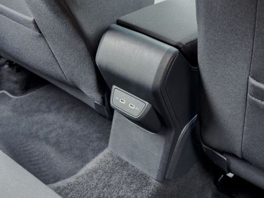 Volkswagen Polo 1.0 TSI STYLE NAVI DIGI-DASH APPLE-CARPLAY LED LMV PDC ActivLease financial lease